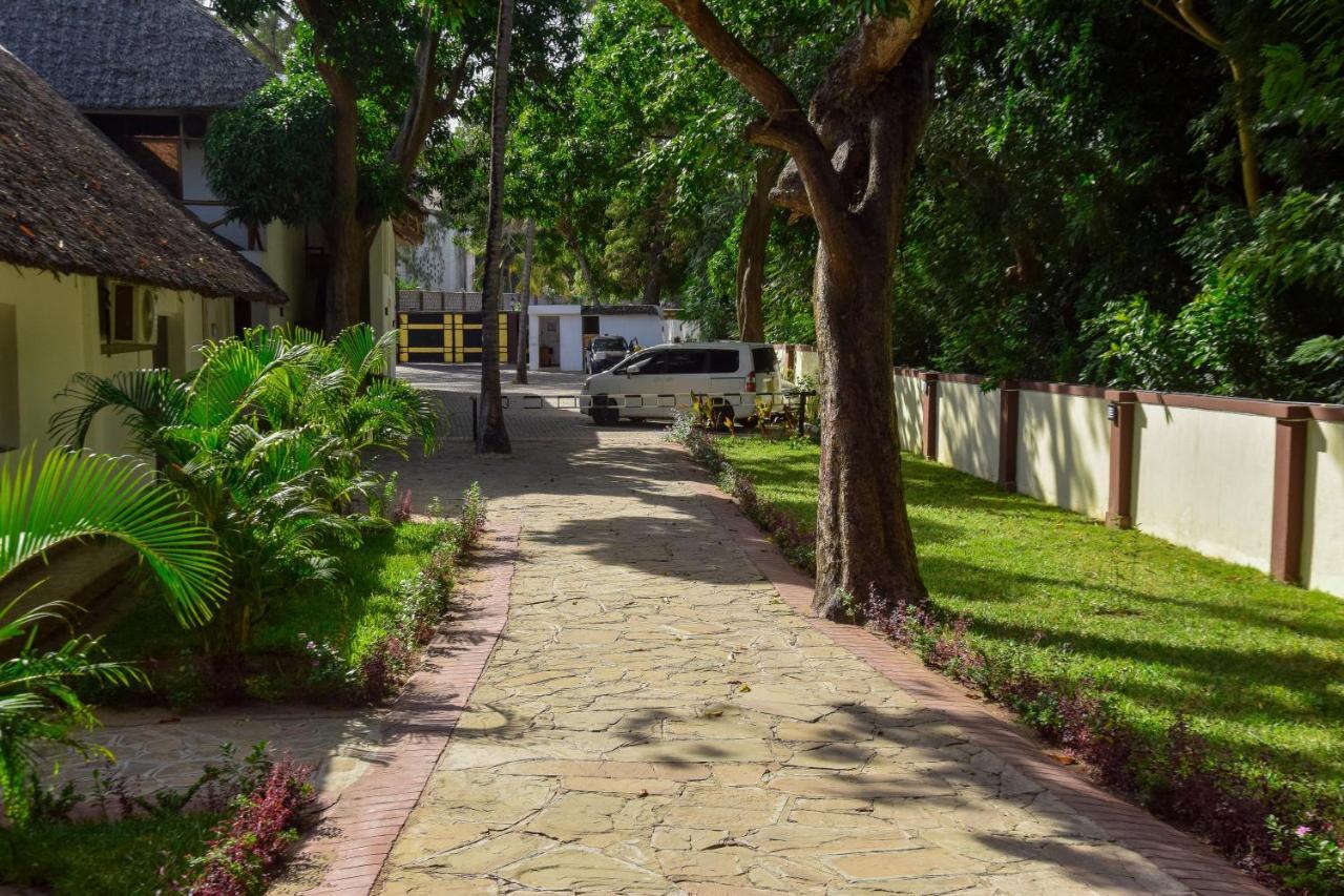 Sheratton Beach Villagio Момбаса Екстер'єр фото